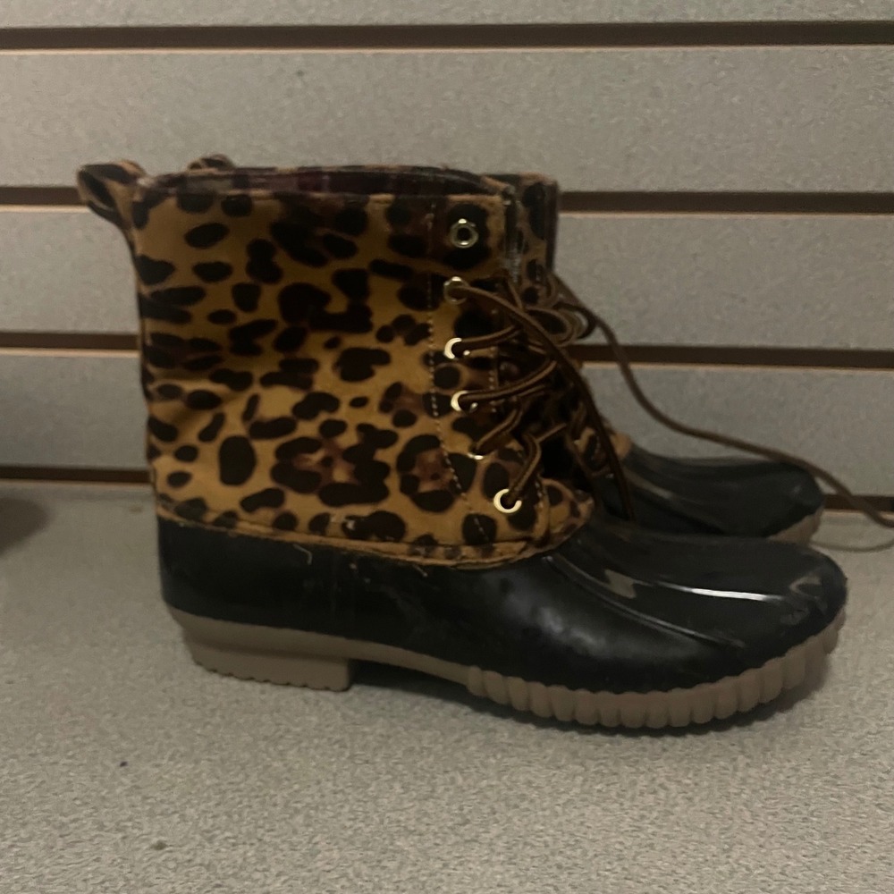 Yoki Leopard Print Duck Boots Black Brown Lined Lace‎ Up Ankle Rain Boots Sz 7.5